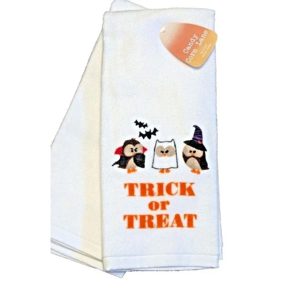 TRICK or TREAT Halloween Owl Kitchen Towels Witch Dracula Ghost Bats 2-pc Gift